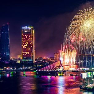 Tour pháo hoa Đà Nẵng