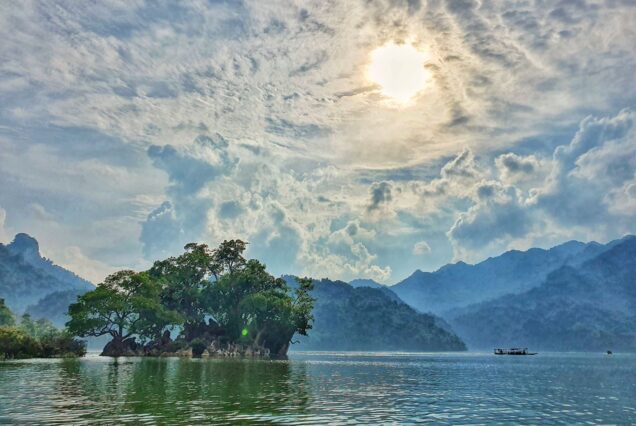 Tour Hồ Ba Bể - Thác Bản Giốc