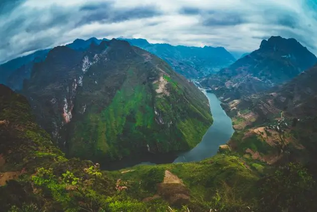 Tour Vòng cung Đông Bắc: Hà Giang - Cao Bằng - Bắc Kạn