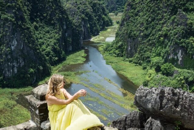 Tour Bái Đính - Tràng An - Hang Múa 1 ngày
