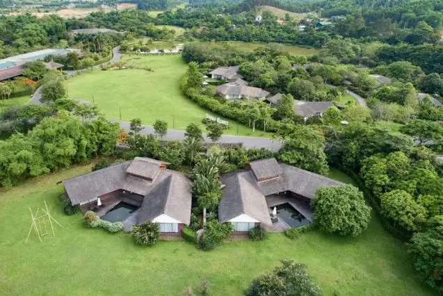 Tour Serena Resort Hòa Bình