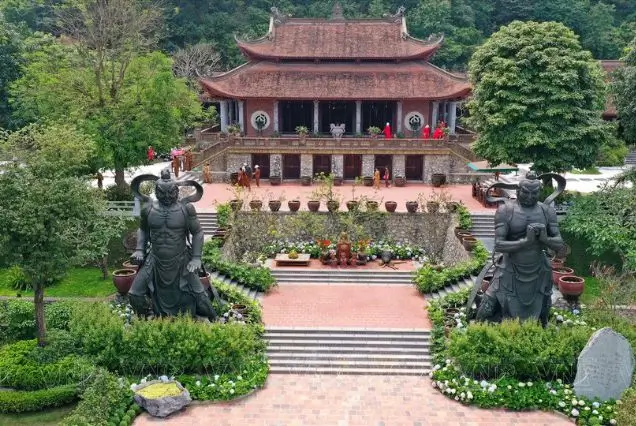 Tour du lịch hành hương 1 ngày: Chùa Địa Tạng Phi Lai - Chùa Ninh Tảo - Chùa Bầu