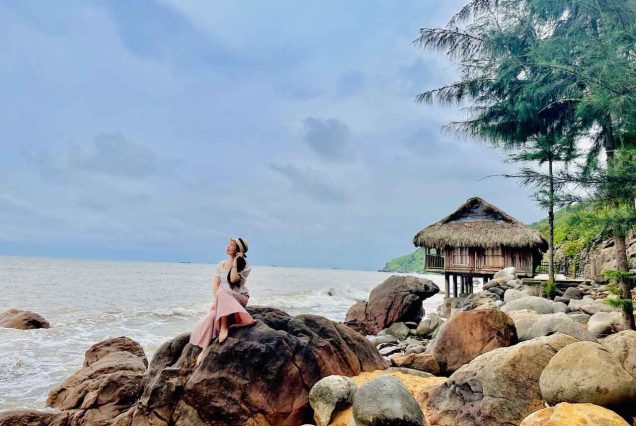 KHÁM PHÁ BIỂN BÃI ĐÔNG